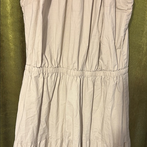 Michael Kors Halter Midi Dress w/ Necklace - Picture 4 of 16